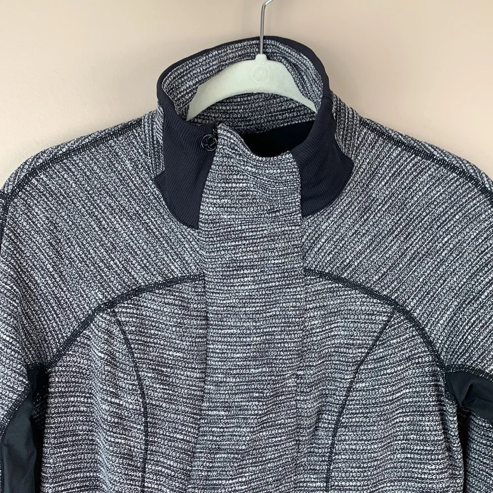 Lululemon heathered black gray long sleeve 1/4 zip top sz 8